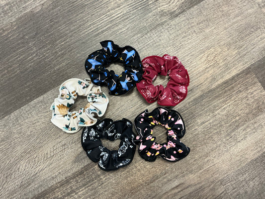 Nutcracker Scrunchie